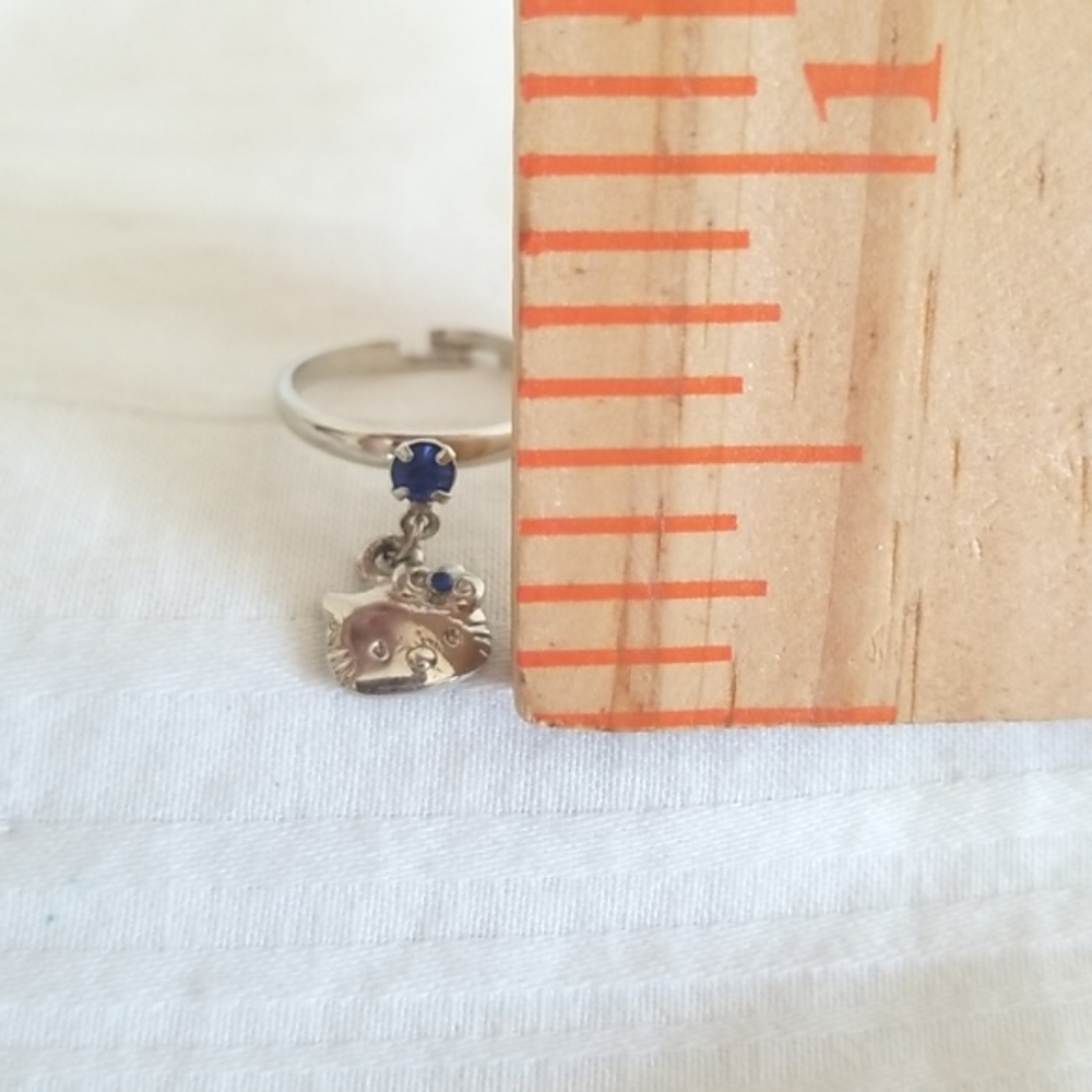Hello Kitty Silver Rhinestone Ring - Picture 4 of 5
